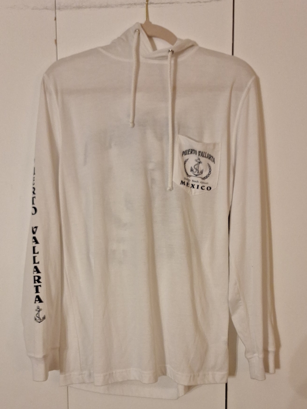 White Puerto Vallarta Mexico Hooded Long-Sleeve Pocket Tee